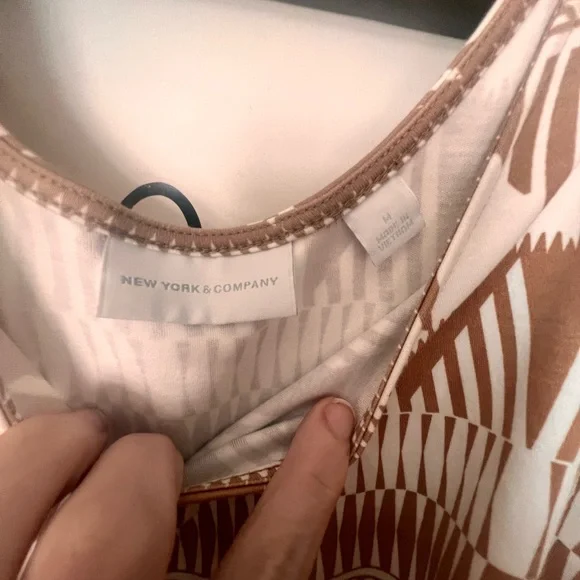 New York and Co dress - Picture 2 of 2